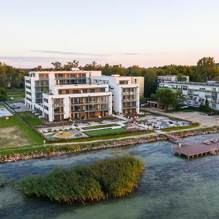 Sunset 102 * Fonyód